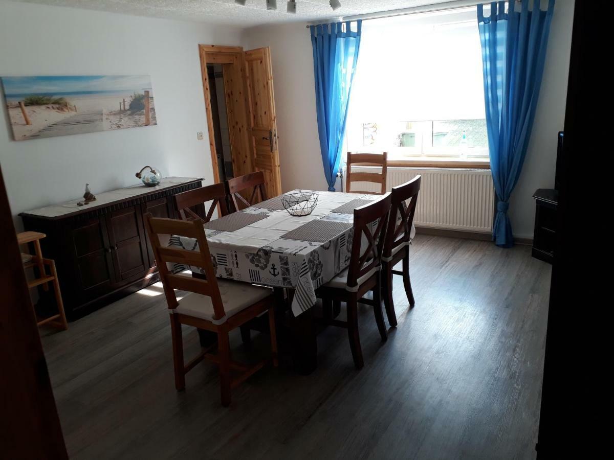 Gittis Ferienhaus Villa Garz  Buitenkant foto